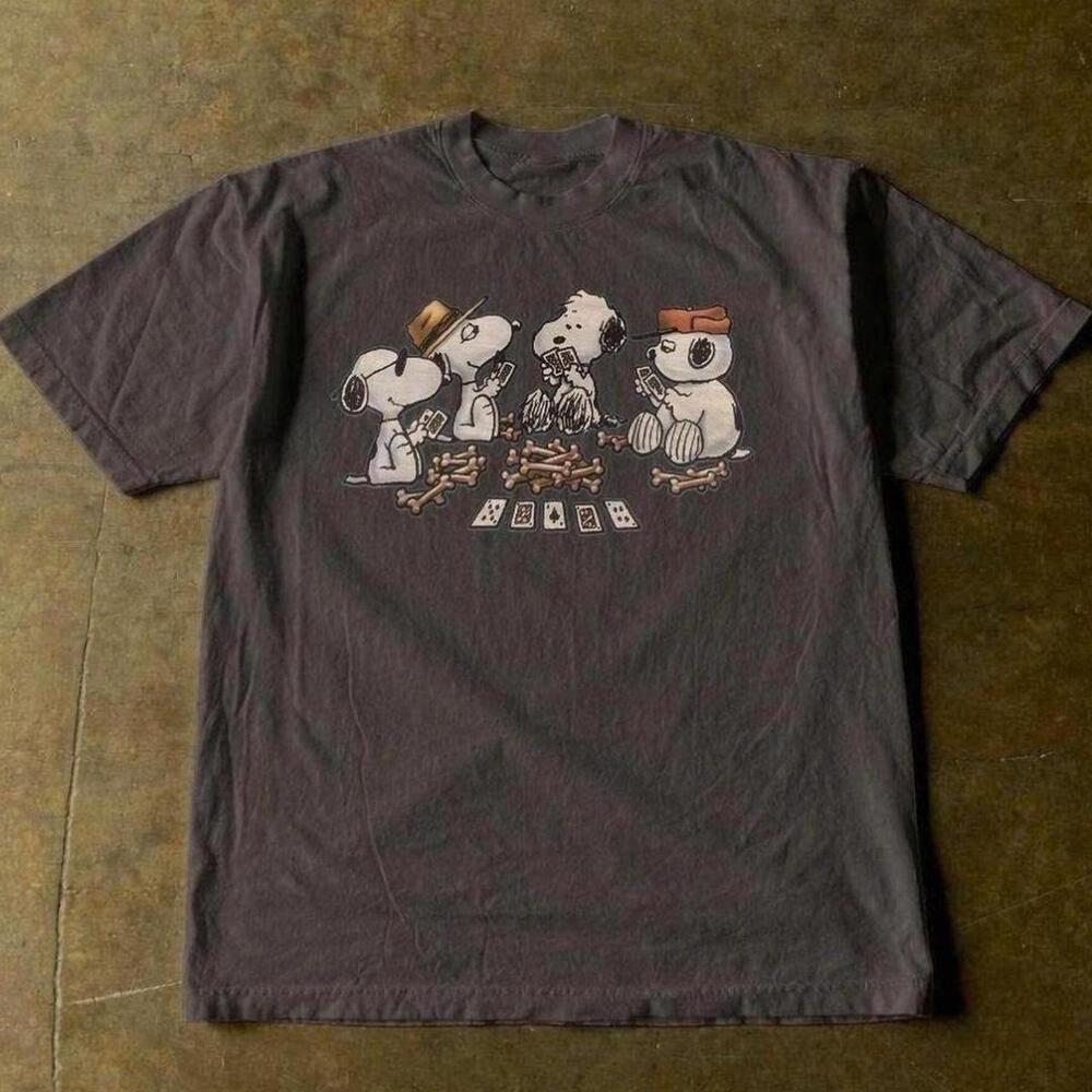 Gildan Men Brown T-Shirt, Snoopy And Woodstock Grey Tee .